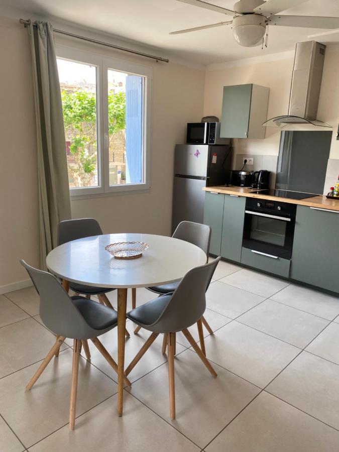 L'Esplanade, Appartement En Centre-Ville Au Calme Puisserguier Bagian luar foto